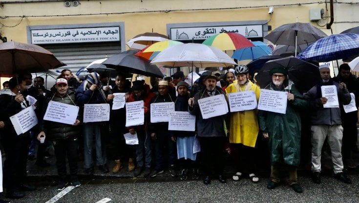 Il prefetto di Firenze sullo sfratto della moschea: “Si dia tempo di trovare una soluzione”