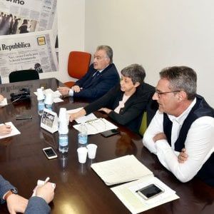 Cgil, Cisl e Uil: "Più posti, ma pagati meno: così il lavoro a Torino si scopre povero"