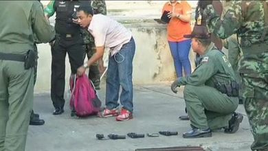 Thailandia: fermato con sei pistole in borsa