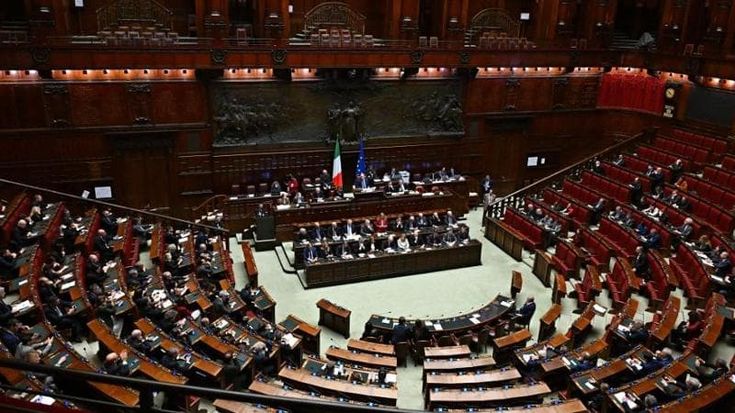 Fratelli d’Italia boccia il ritorno delle Province, alla Camera il no ai forzisti e alla Lega