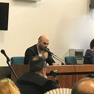 Saviano in tribunale contro Stormfront: " Vista la china politica, oggi questi cialtroni devono farci paura"