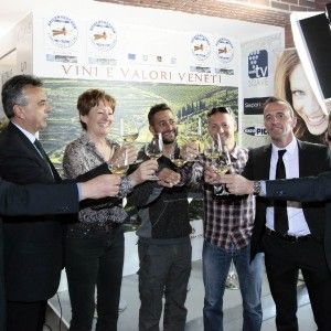 Canoa, l'Adigemarathon raddoppia: previsti 1.500 partecipanti di 12 nazioni