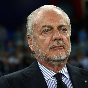 Napoli, De Laurentiis: "La vetta? Bisogna starci alla fine"