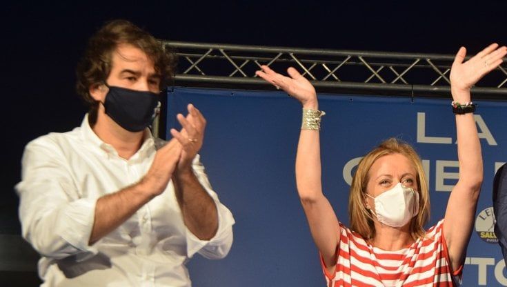 Raffaele Fitto e la scelta fra il ministero del Sud e l'Europarlamento: deciderà Meloni. Gemmato e Sisto verso un posto al governo