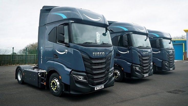 Amazon sale sui camion a biometano di Iveco