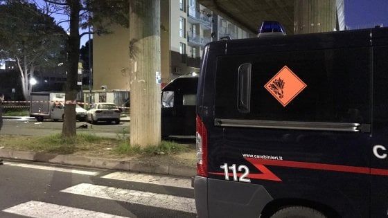 Catania, muore a 19 anni mentre piazza ordigno davanti a distributore di sigarette