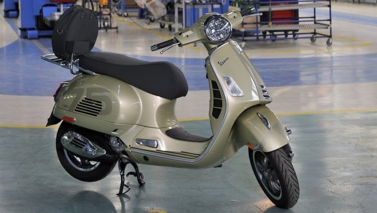 I 75 anni di Vespa, il record di 19 milioni di unità e la serie speciale