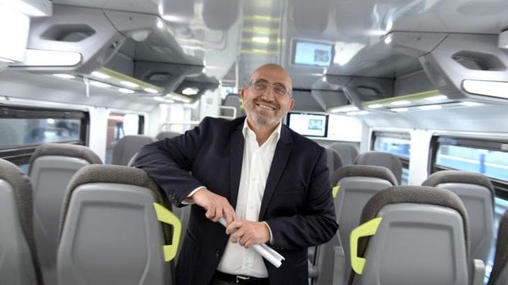 Trenord, il servizio continua a peggiorare ma lo stipendio del supermanager Marco Piuri è salito a oltre 660mila euro lordi
