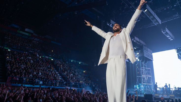 Marco Mengoni: "Fuori dal palco cerco la libertà"