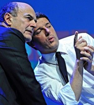 Lavoro, Renzi alla minoranza Pd: "Cascate male". Bersani: "Ci rispetti come fa con Berlusconi e Verdini"