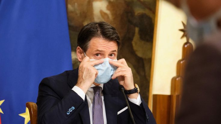 E i numeri in rosso dell'economia frenano Conte sul lockdown