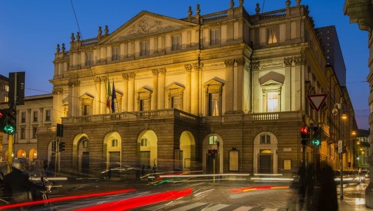 Scala, a pochi giorni dal Macbeth, stato di agitazione in solidarietà al Corpo di ballo: "Ballerini e mimi arruolati all'esterno è aggravio di costi"