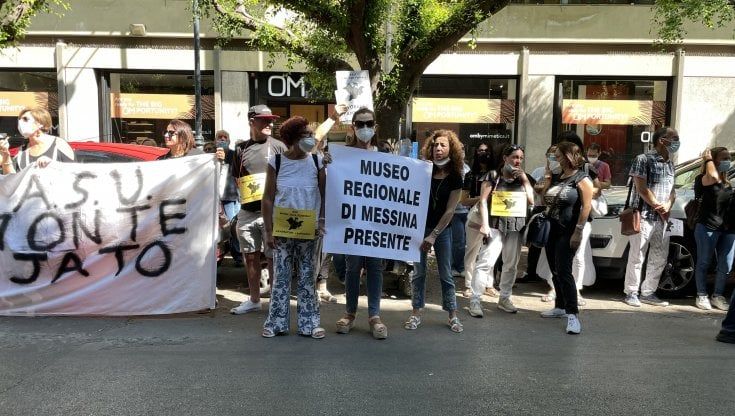 Palermo, in piazza i precari Asu: "Reggiamo i musei, stabilizzateci"