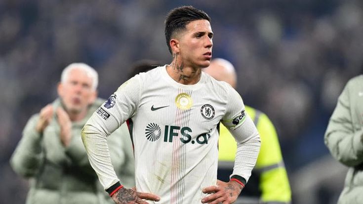 Il Chelsea punisce Fernandez, il capitano sospeso due gare per aver detto “Madrid mi piace davvero”
