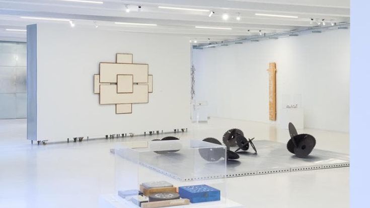 Bernhard Schobinger, i gioelli fatti con gli scarti diventano arte