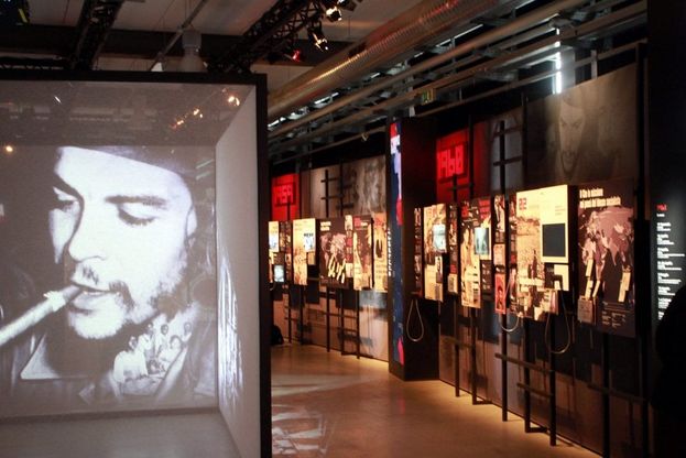 A 50 anni dalla morte una mostra celebra il Che alla Fabbrica del vapore di Milano