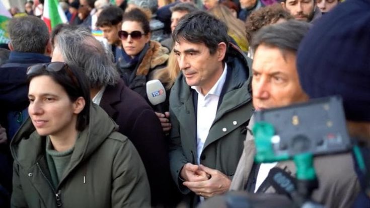 Il campo largo si ritrova in piazza per l’Iran: “Il regime deve essere isolato”
