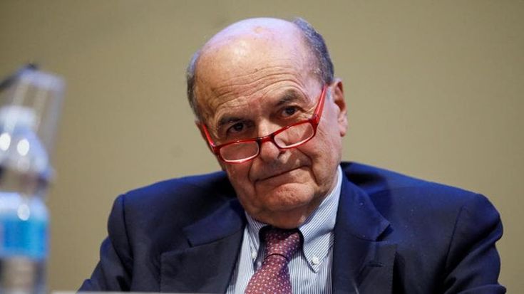 Bersani: “Si dica tutti insieme che parte l’alternativa. Cambi il nome campo largo”