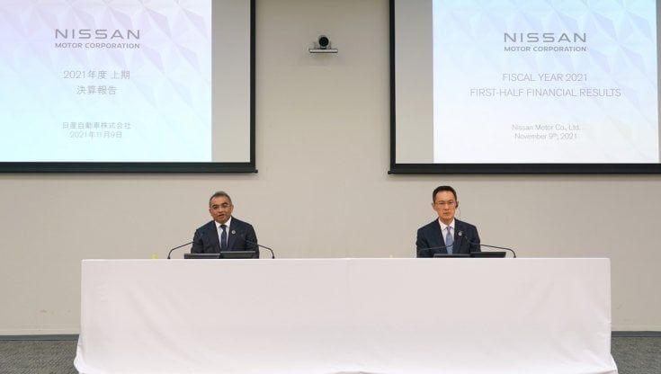 Nissan Motor, volano gli utili