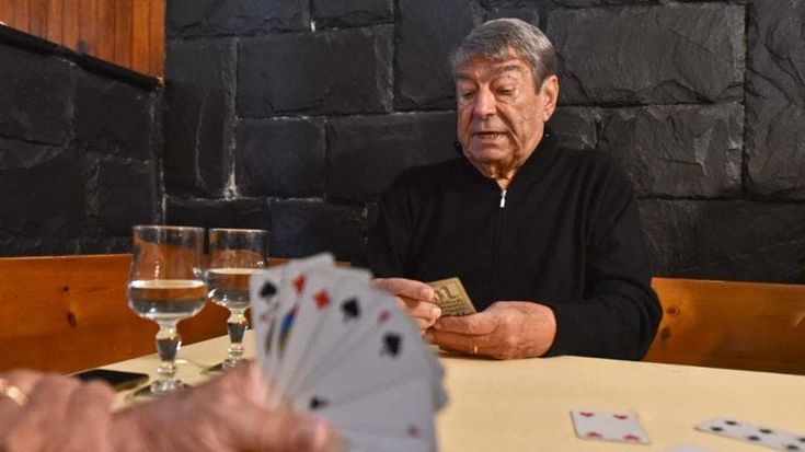 Inchiesta Saint Vincent, trovati 130mila euro in contanti in casa dell’amica di Aldo Spinelli
