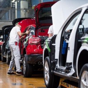 Auto, il settore spende 1,8 mld annui in ricerca e innovazione 