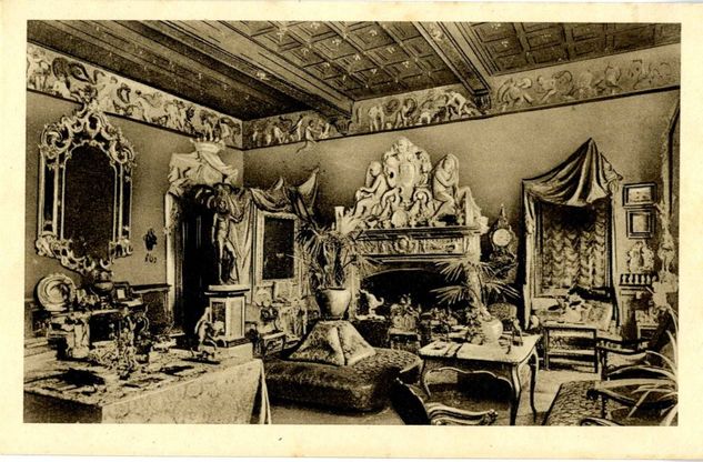 Cartoline vintage da Villa Arconati: le stanze e gli arredi del '900