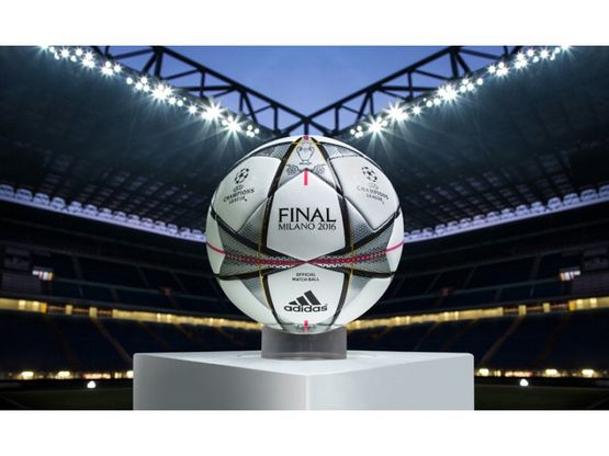 Champions, ecco il pallone 'Finale Milano'