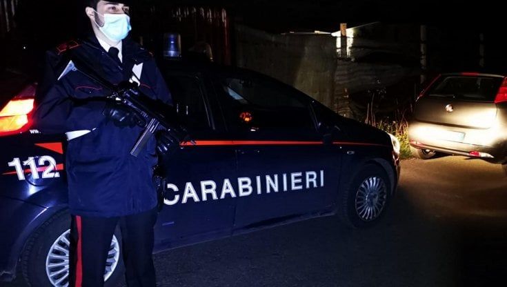 Marito e moglie uccisi a fucilate mentre raccoglievano le olive