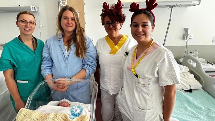 Il piccolo Luigi nato a Natale mette fine al calo delle nascite di Biella