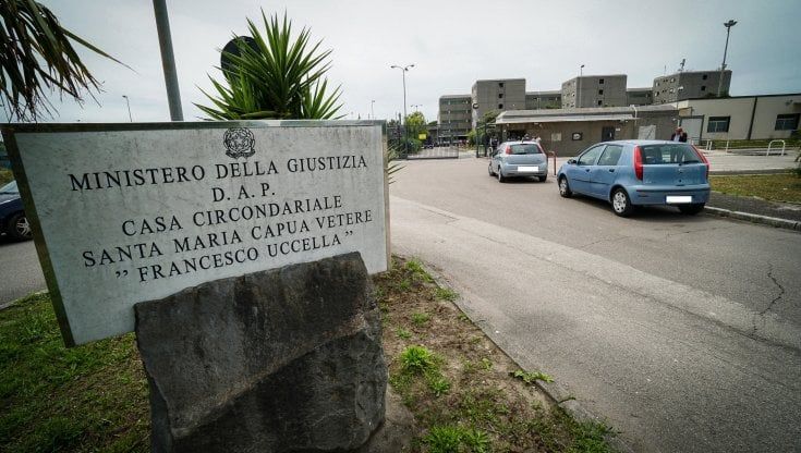 Santa Maria Capua Vetere, il pestaggio fu una rappresaglia. Ecco da chi partirono gli ordini