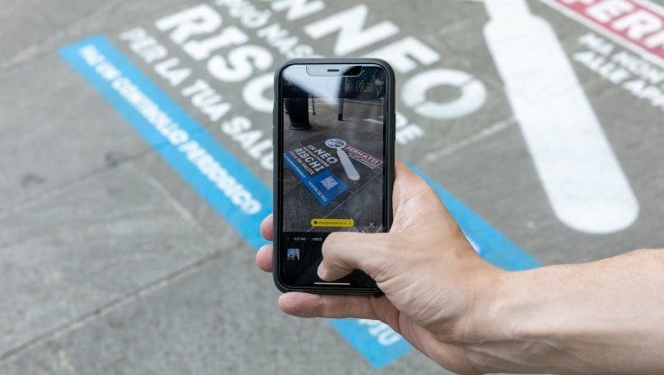 Melanoma: la campagna ‘Oltre la pelle - La prevenzione al centro’ scende in piazza