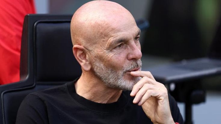 Pioli punge l’Inter: “La squadra più forte da 4 anni ha vinto solo 2 scudetti. Darei tutto per cambiare il risultato del derby”