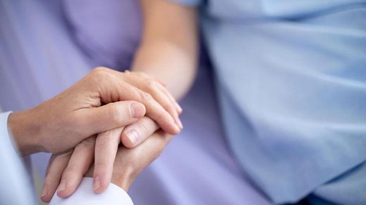 Suicidio assistito, in Italia è legale ma da sei anni si aspetta una legge del Parlamento