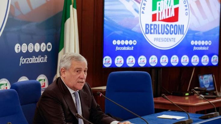 Tajani convoca la segreteria di FI per uscire dall’angolo e lancia la campagna referendaria