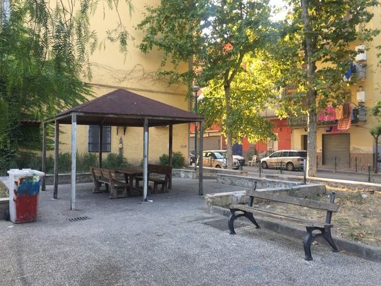 Barra:  ripulito il parco in via Fabio Giordano