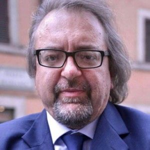 <b>Mario Giarrusso: </b>"<b>Ha ragione Piero Pel&ugrave;, Renzi &egrave; il boy scout di  Gelli</b>"<b><br /></b>