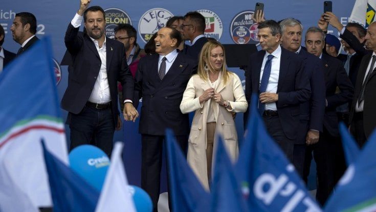 La destra di piazza: "Presidenzialismo anche da soli"