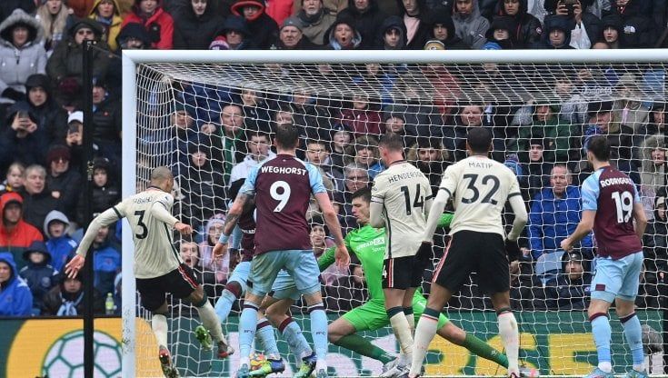 Premier League: il Liverpool vince di misura, Tottenham cade in casa con i Wolves