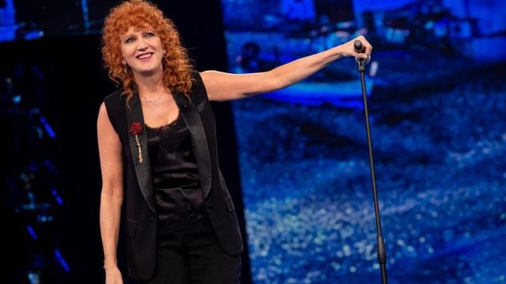 Fiorella Mannoia fa risplendere le Anime Salve