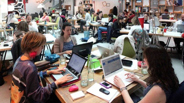 Internet , ambiente e lavoro: le parole del futuro secondo gli italiani