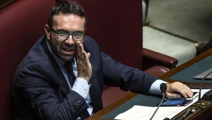Covid e mascherine, l'ex deputato leghista Gianluca Pini coinvolto in un'inchiesta di un'Asl emiliana