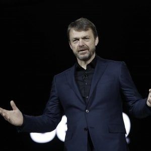 Fca, Manley: "Avanti con gli investimenti in Italia. Psa? Aperti ad alleanza se ci rafforza"
