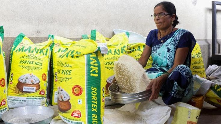 L’India e gli Emirati Arabi Uniti bloccano l'export di riso, corsa al cereale nei supermercati Usa