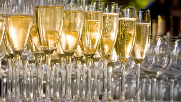 I trend del vino: bollicine, rosé e ricerca dell’abbinamento giusto