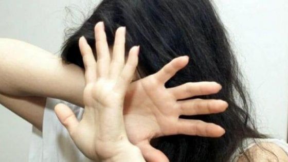 Tenuta prigioniera in casa, condannato a otto anni il compagno