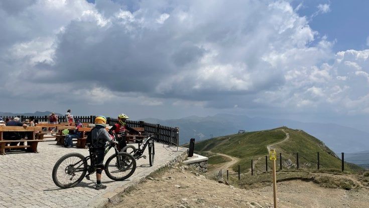 Afa in città, fuga al fresco dell'Abetone: +30% le presenze