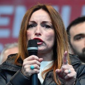 Sms dalla Lega, "Votate Lucia". L'avvocata La Torre: "Segnalazione al Garante della Privacy"
