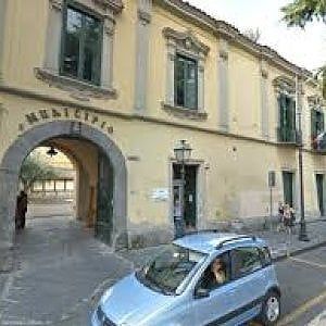 Somma Vesuviana, elezioni tra ricatti e veleni: carabiniere sospettato di pressioni sul voto