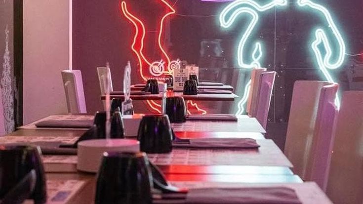 Mangia e scappa senza pagare: arrestata a Torino la signora delle truffe ai ristoranti