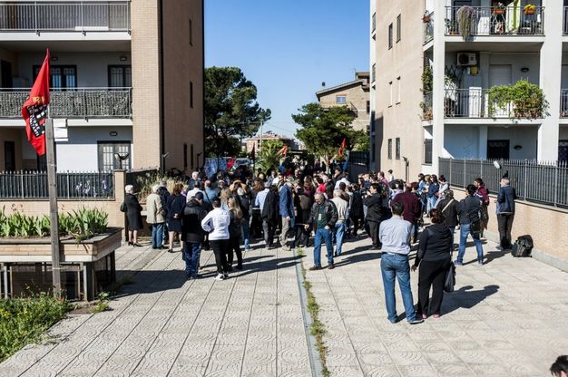 Roma, rimandati i 27 sfratti dei Piani di Zona a Castelverde